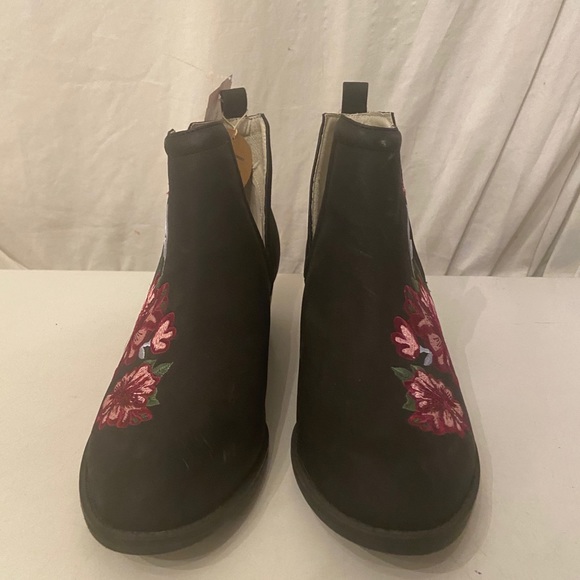 JBU memory foam ankle boots black & floral 6.5 - Picture 2 of 6